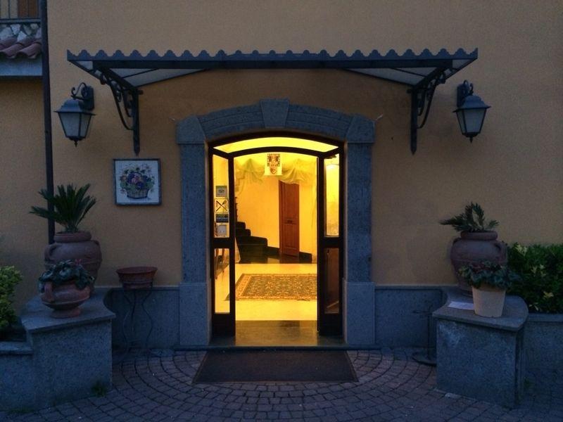La Locanda Del Palatoraffinato Чампино Экстерьер фото